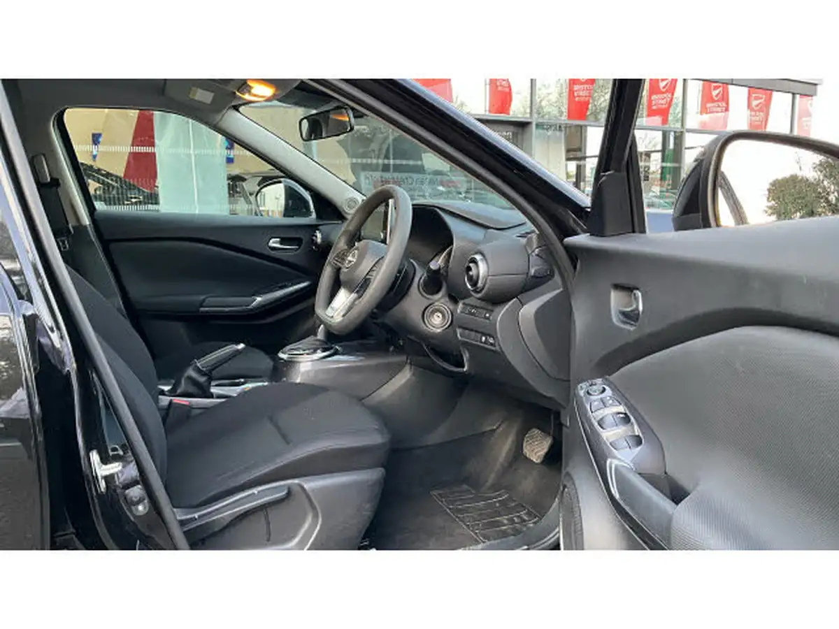 2023-nissan-juke-10-dig-t-acenta-dct-big-25