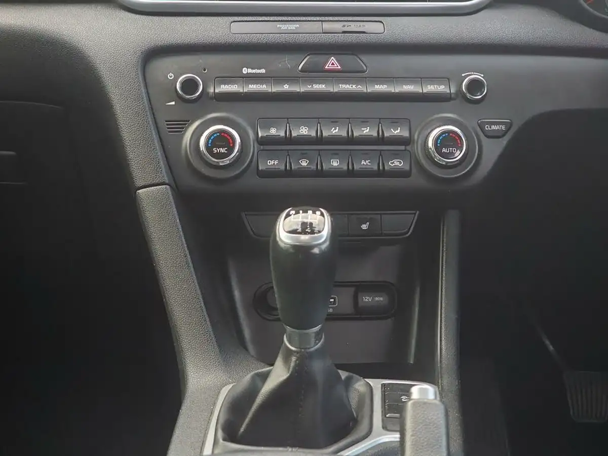 2019-kia-sportage-16-gdi-2-big-9