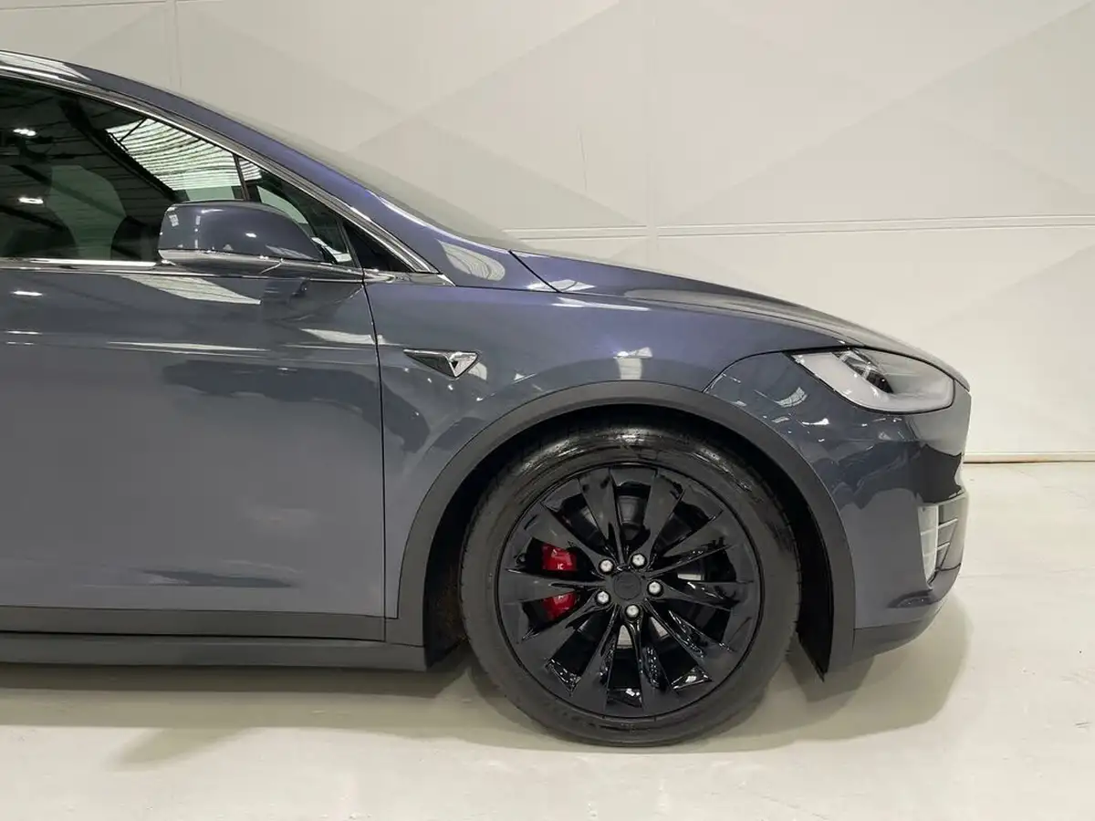 2020-tesla-model-x-e-long-range-big-21