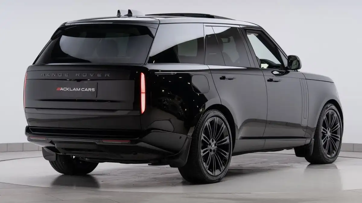 2023-land-rover-range-rover-30-d350-hse-big-5