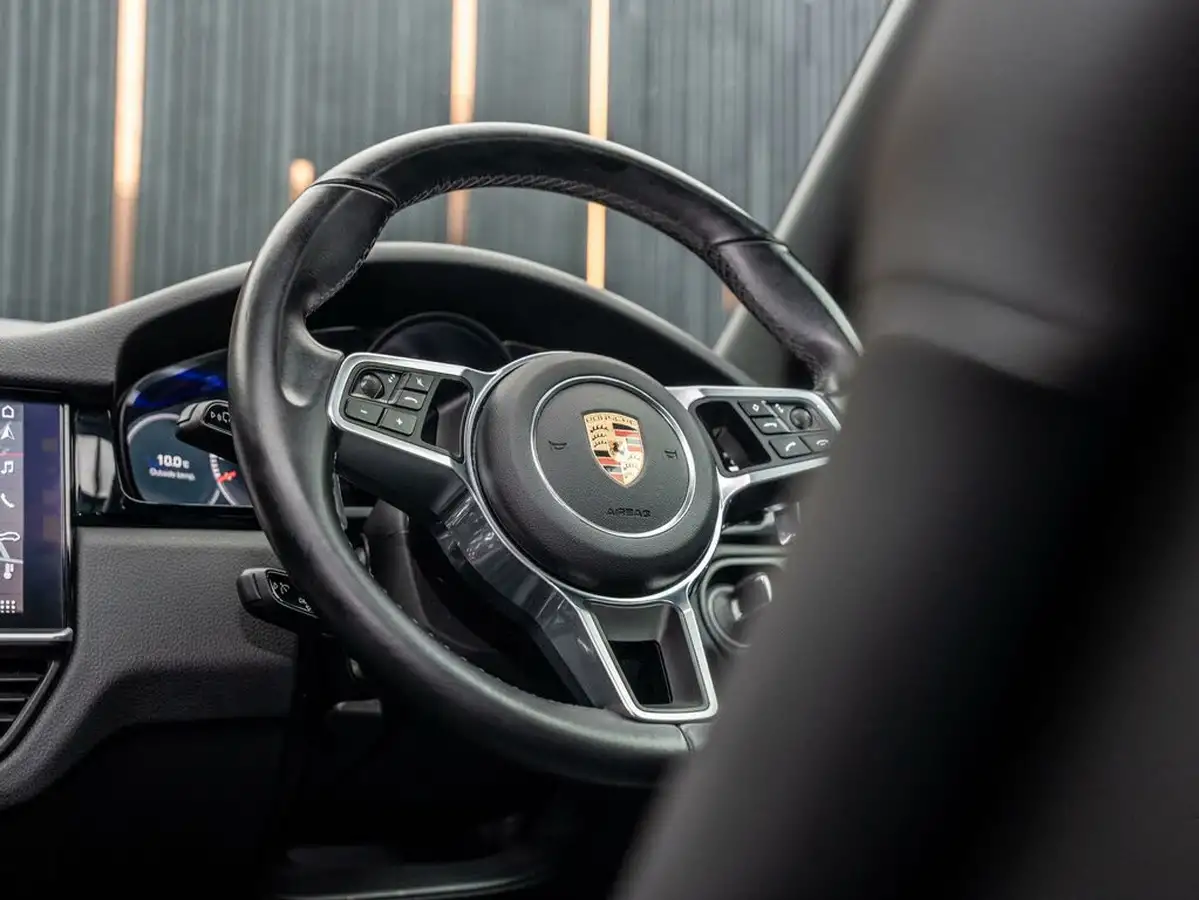 2020-porsche-cayenne-30-v6-s-big-22