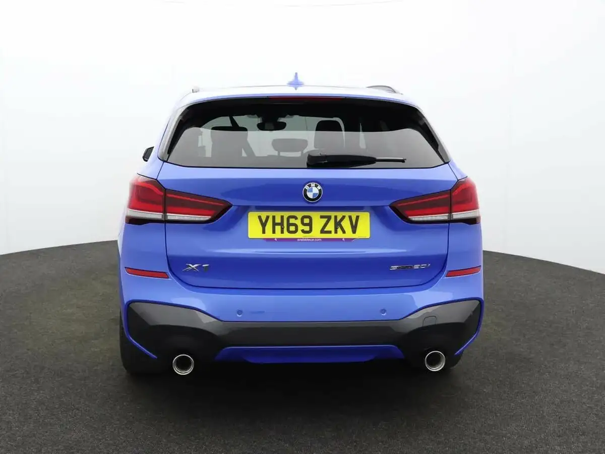 2019-bmw-x1-20-sdrive20i-m-sport-big-2