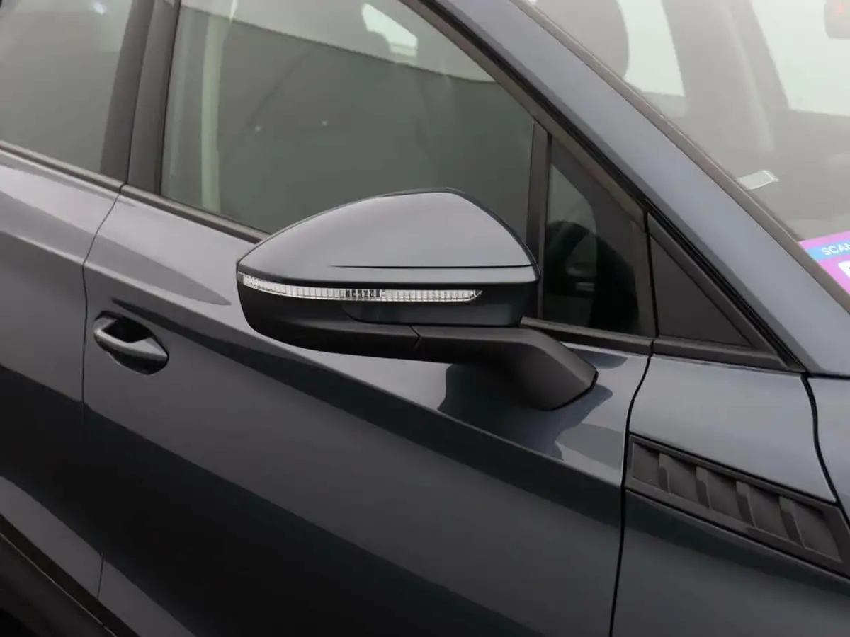 2021-skoda-enyaq-e-60-62-kwh-big-41