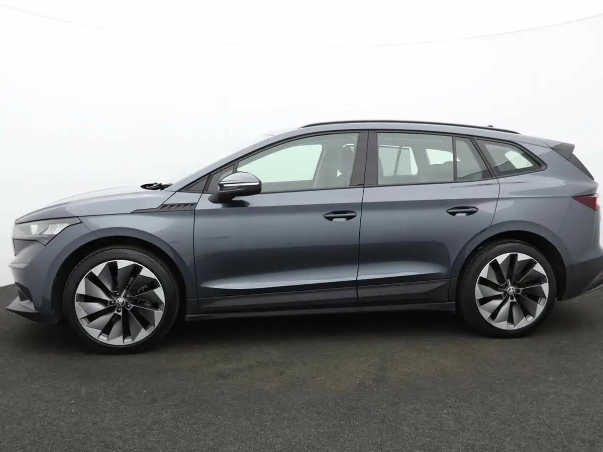 2021-skoda-enyaq-e-60-62-kwh-big-3