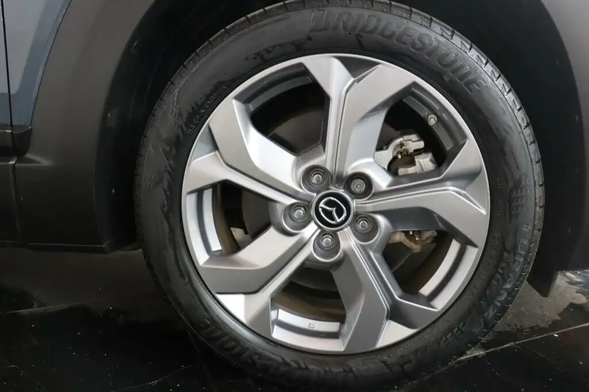 2021-mazda-mx-30-e-se-l-lux-big-31