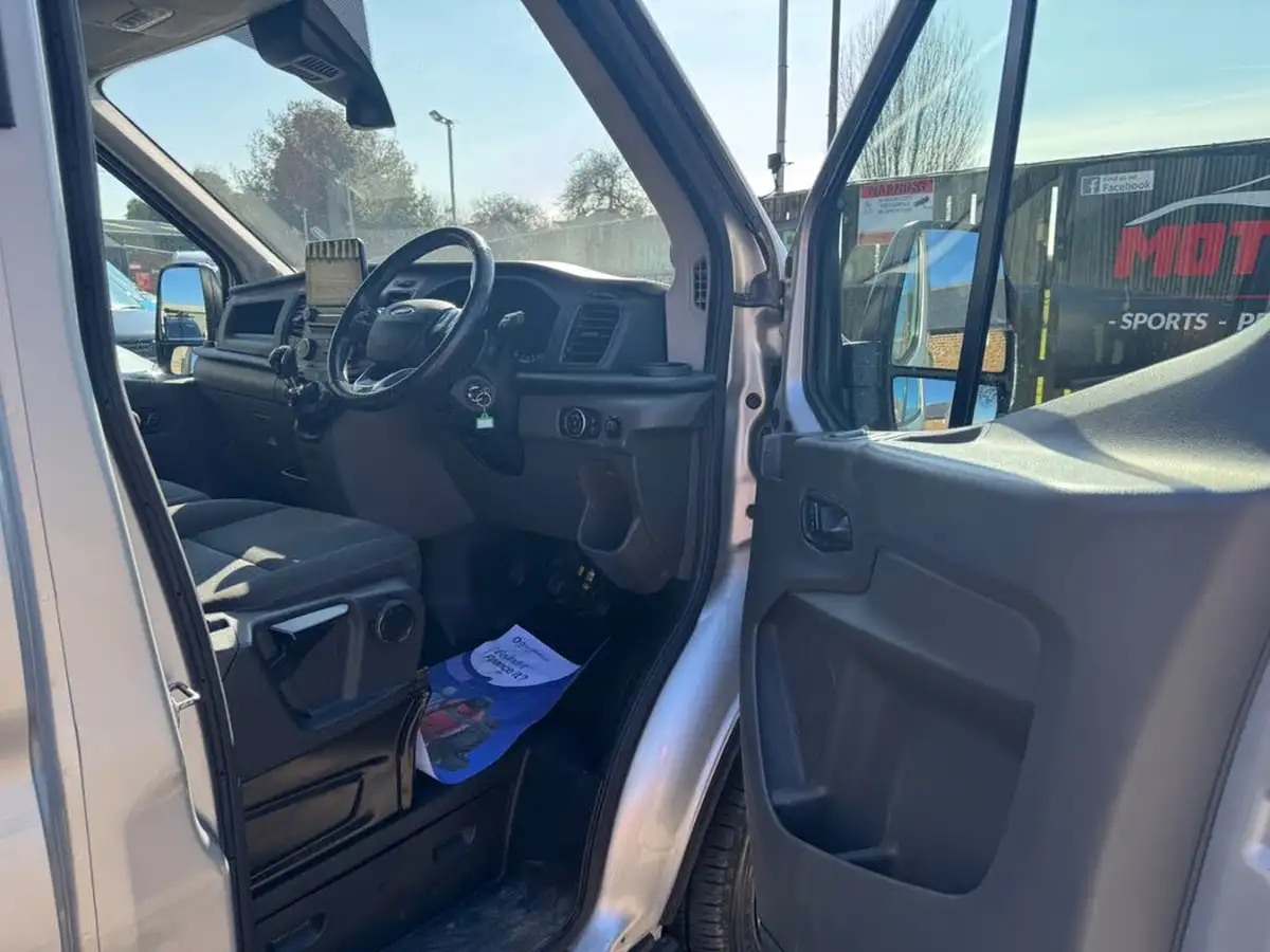 2020-ford-transit-20tdci-350-l3h3-trend-130pseu6dt-panel-van-big-33