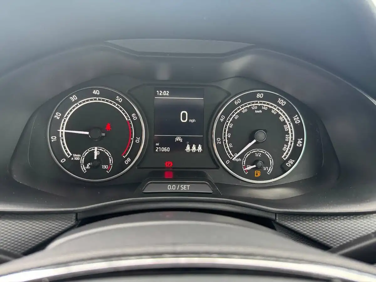 2020-skoda-kamiq-15-tsi-se-big-41
