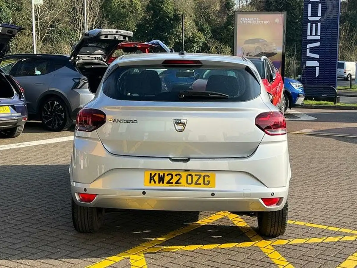 2022-dacia-sandero-10-tce-comfort-90bhp-big-3