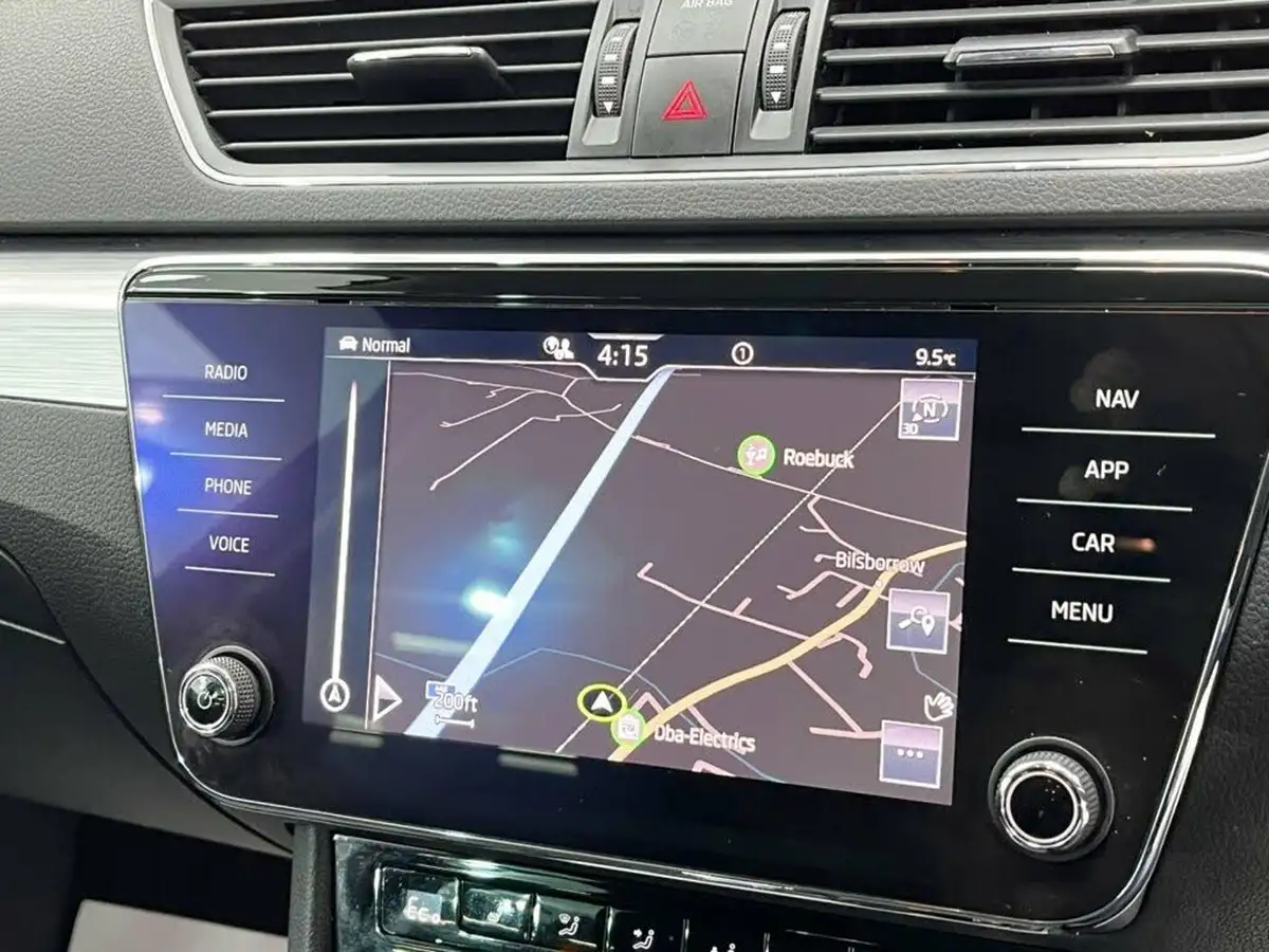 2020-skoda-superb-14-tsi-se-technology-estate-big-21