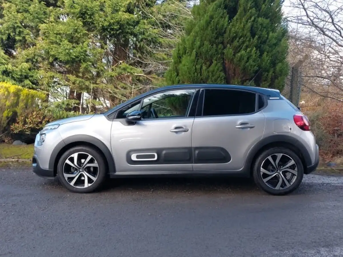 2021-citroen-c3-12-puretech-shine-plus-110ps-eat6-big-3