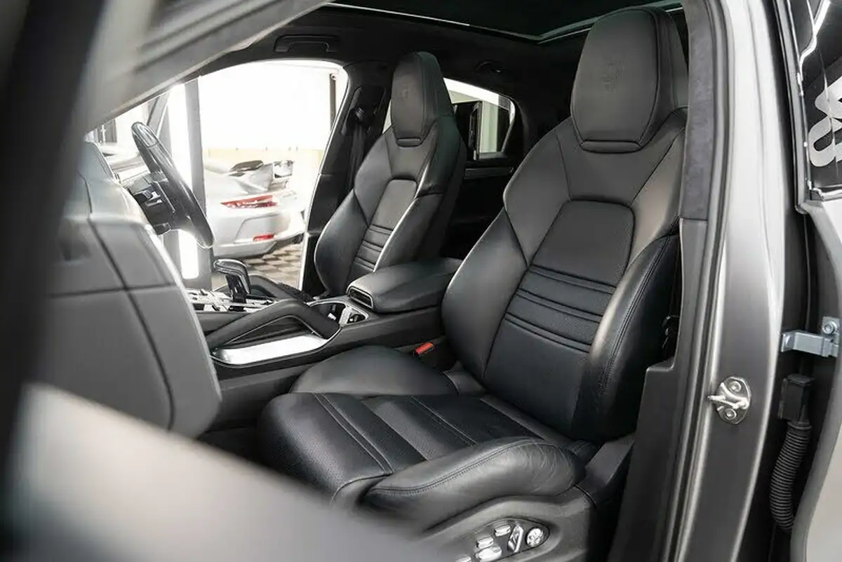 2019-porsche-cayenne-40-v8-turbo-coupe-big-7