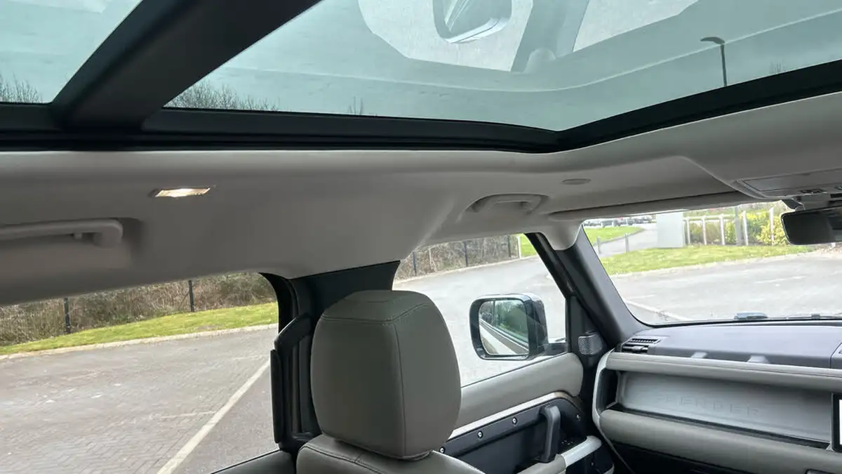 2020-land-rover-110-defender-20-d240-first-edition-110-big-24