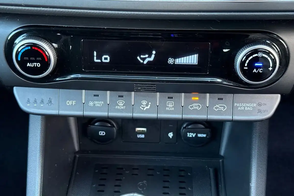 2022-hyundai-kona-16-gdi-premium-big-18