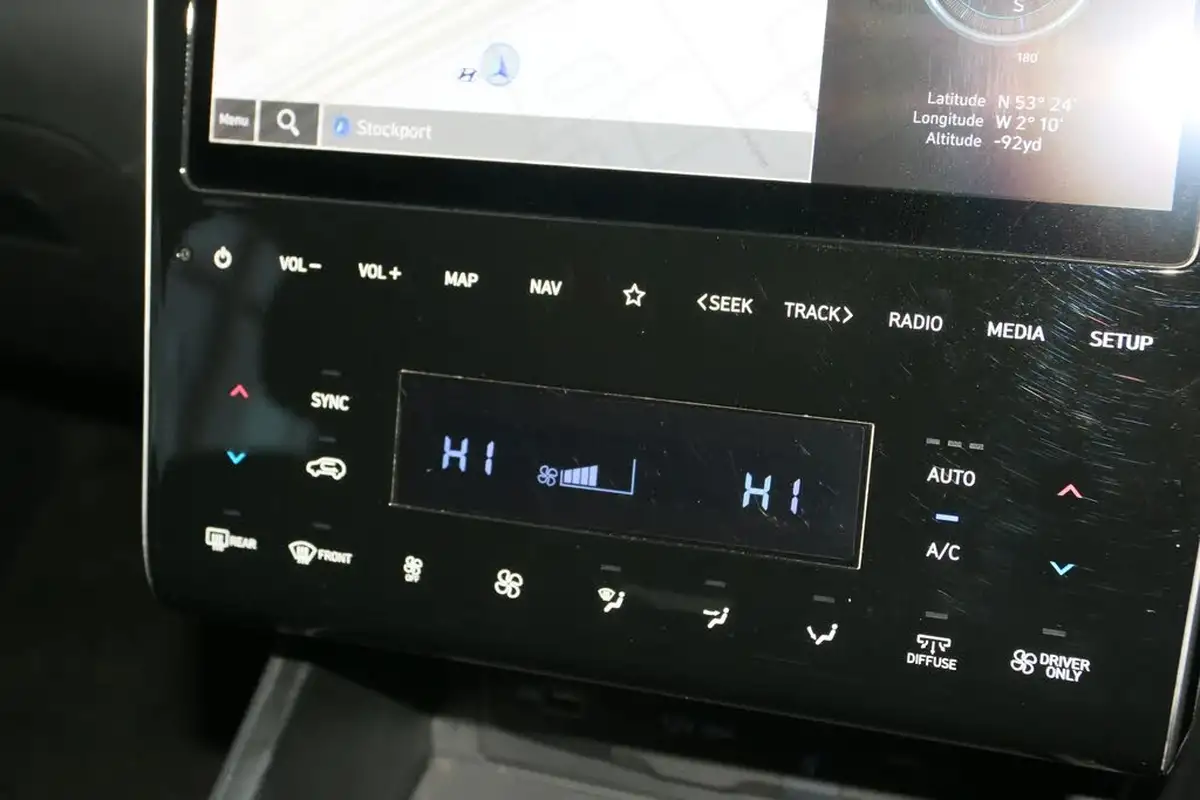 2021-hyundai-tucson-16-t-gdi-premium-230ps-hybrid-1598cc-auto-big-16