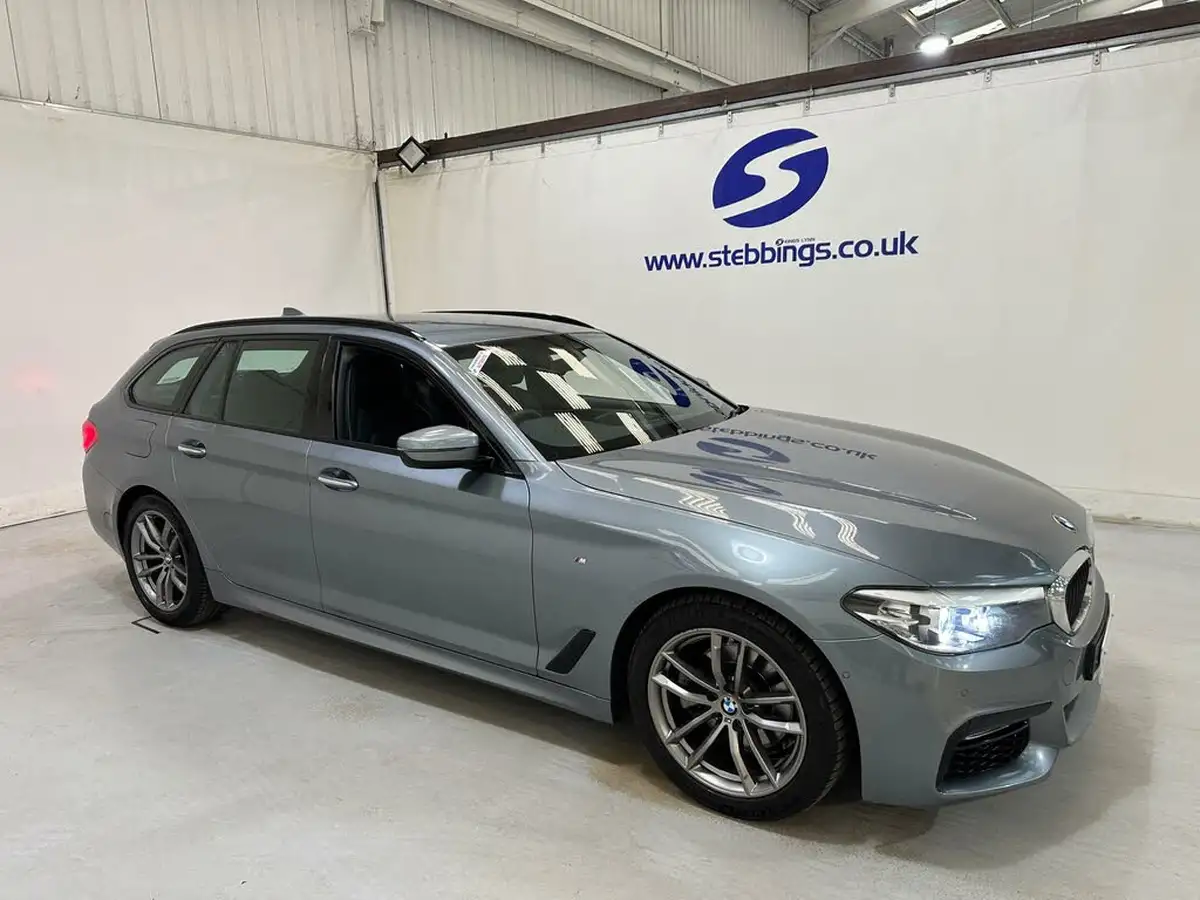 2017-bmw-5-series-20td-520d-m-sport-touring-5d-big-1