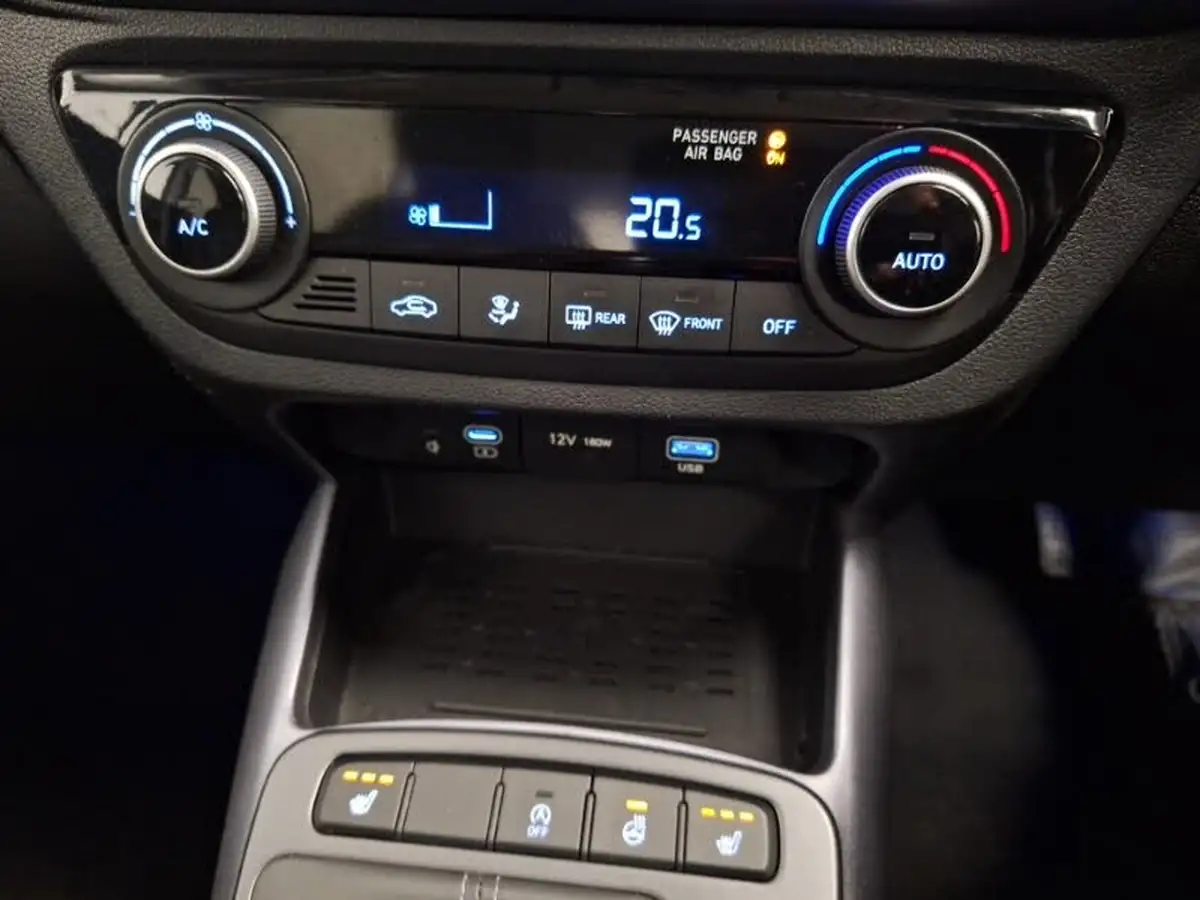 2024-hyundai-i10-10-premium-63ps-auto-big-12