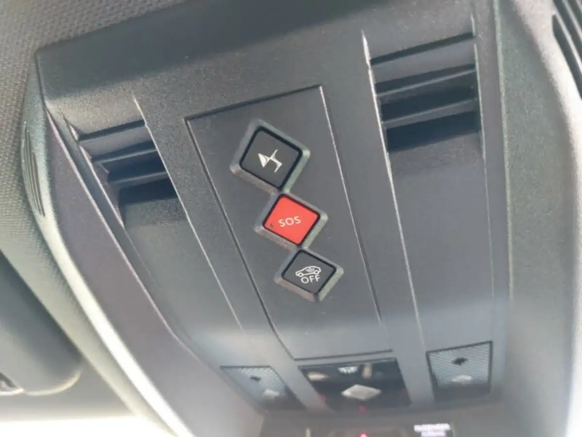 2019-ds-ds-7-crossback-12-puretech-performance-line-ss-big-18