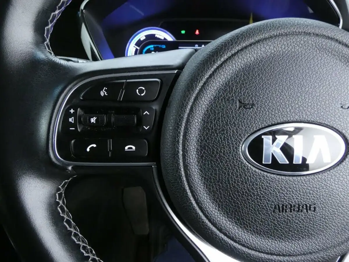 2020-kia-niro-16-gdi-2-big-17