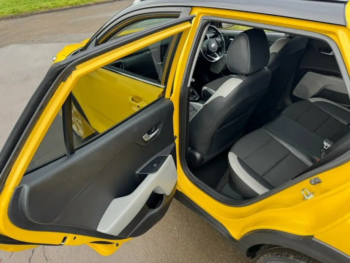 2017-kia-stonic-10-t-gdi-first-edition-big-11