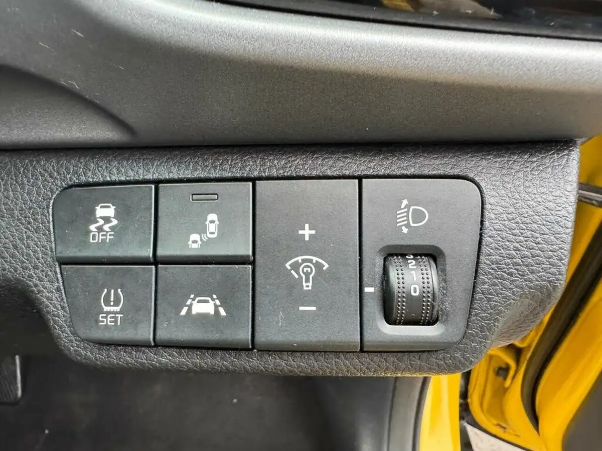 2017-kia-stonic-10-t-gdi-first-edition-big-31