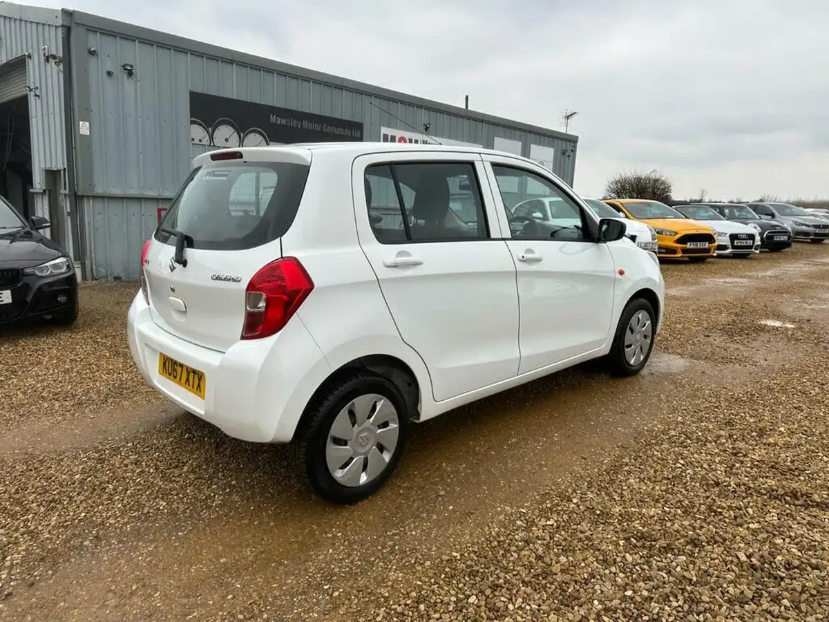 2017-suzuki-celerio-10-sz2-big-2