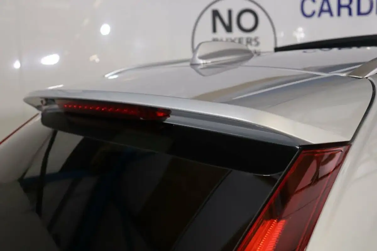 2022-volvo-xc60-20-b5-core-big-30