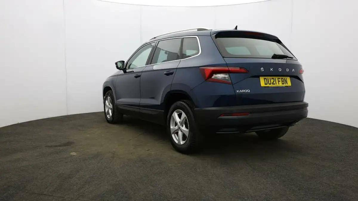 2021-skoda-karoq-15-tsi-se-l-big-41