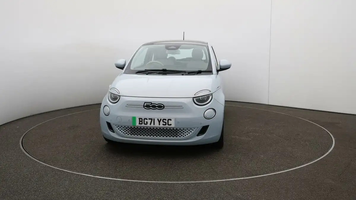 2021-fiat-500-e-la-prima-big-32