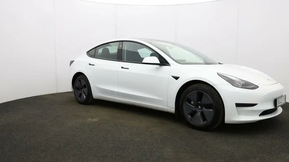 2021-tesla-model-3-e-standard-plus-big-31
