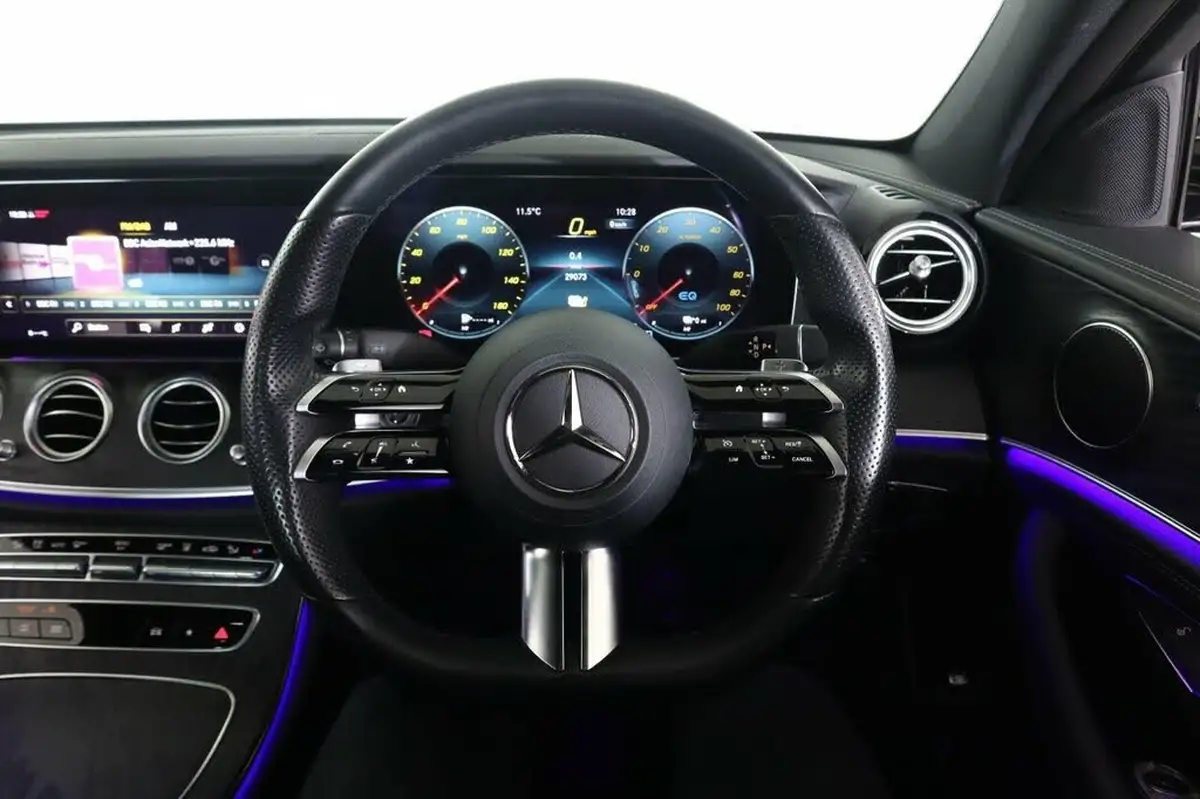 2021-mercedes-benz-e-class-20d-e300de-amg-line-eq-power-saloon-4d-big-51