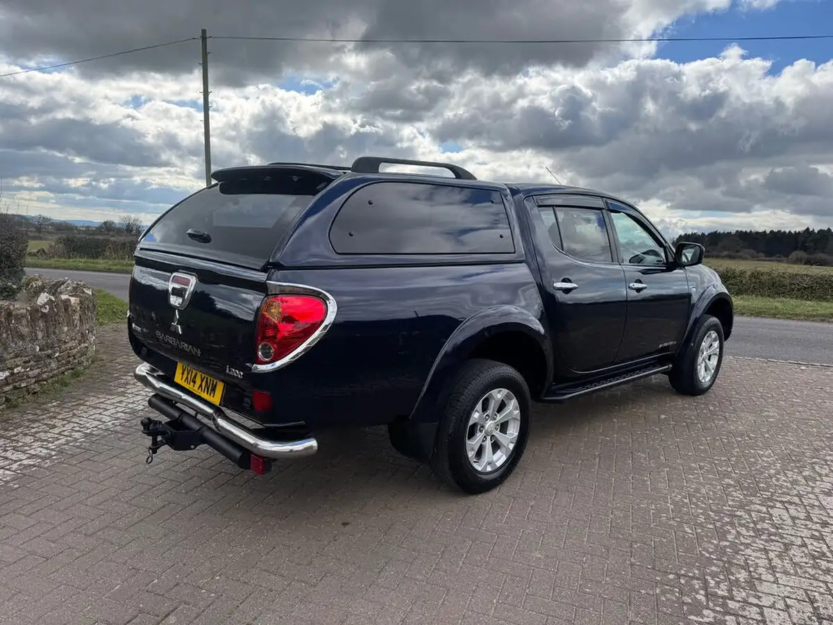 2014-mitsubishi-l200-25td-barbarian-big-2