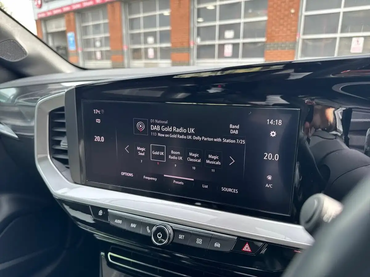 2022-vauxhall-mokka-12-ultimate-130ps-auto-big-10
