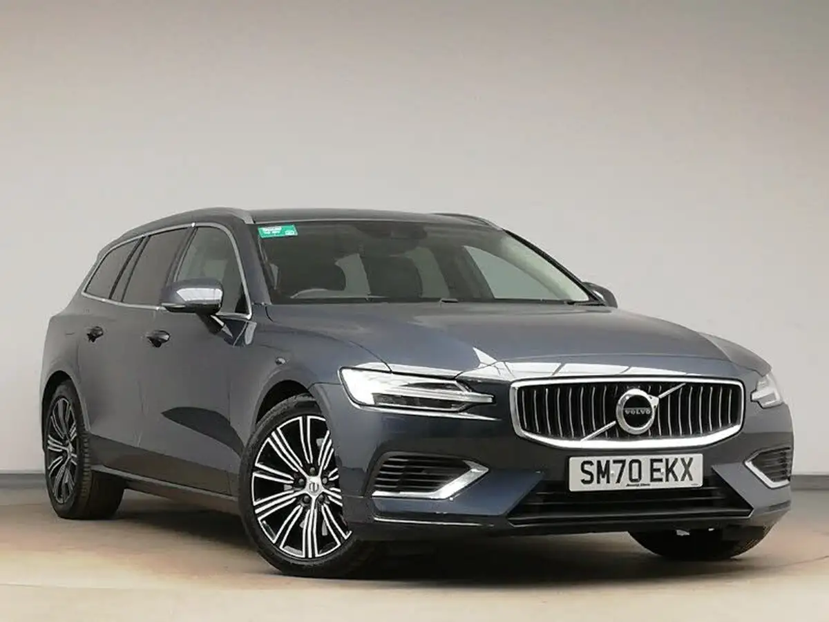 2020-volvo-v60-20-t6-inscription-big-0