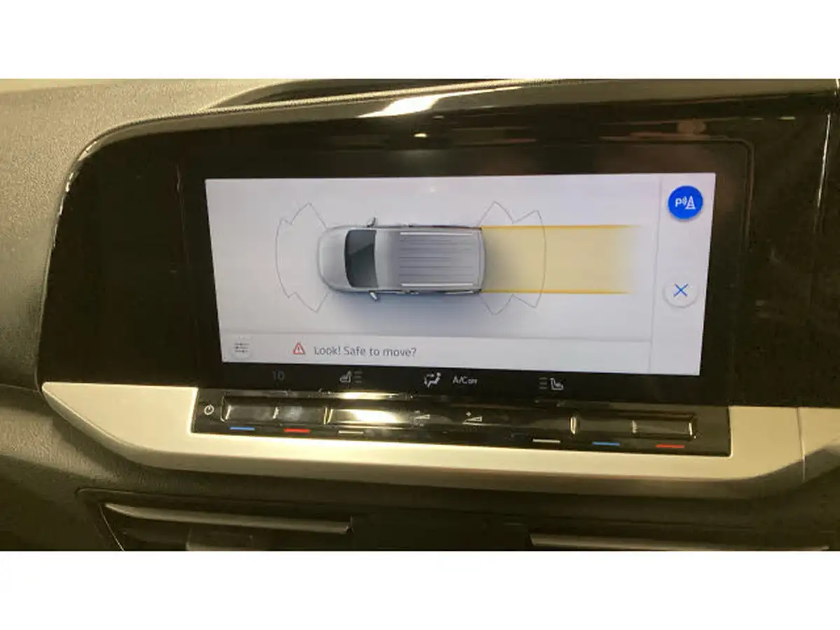 2023-ford-tourneo-connect-20-titanium-big-21