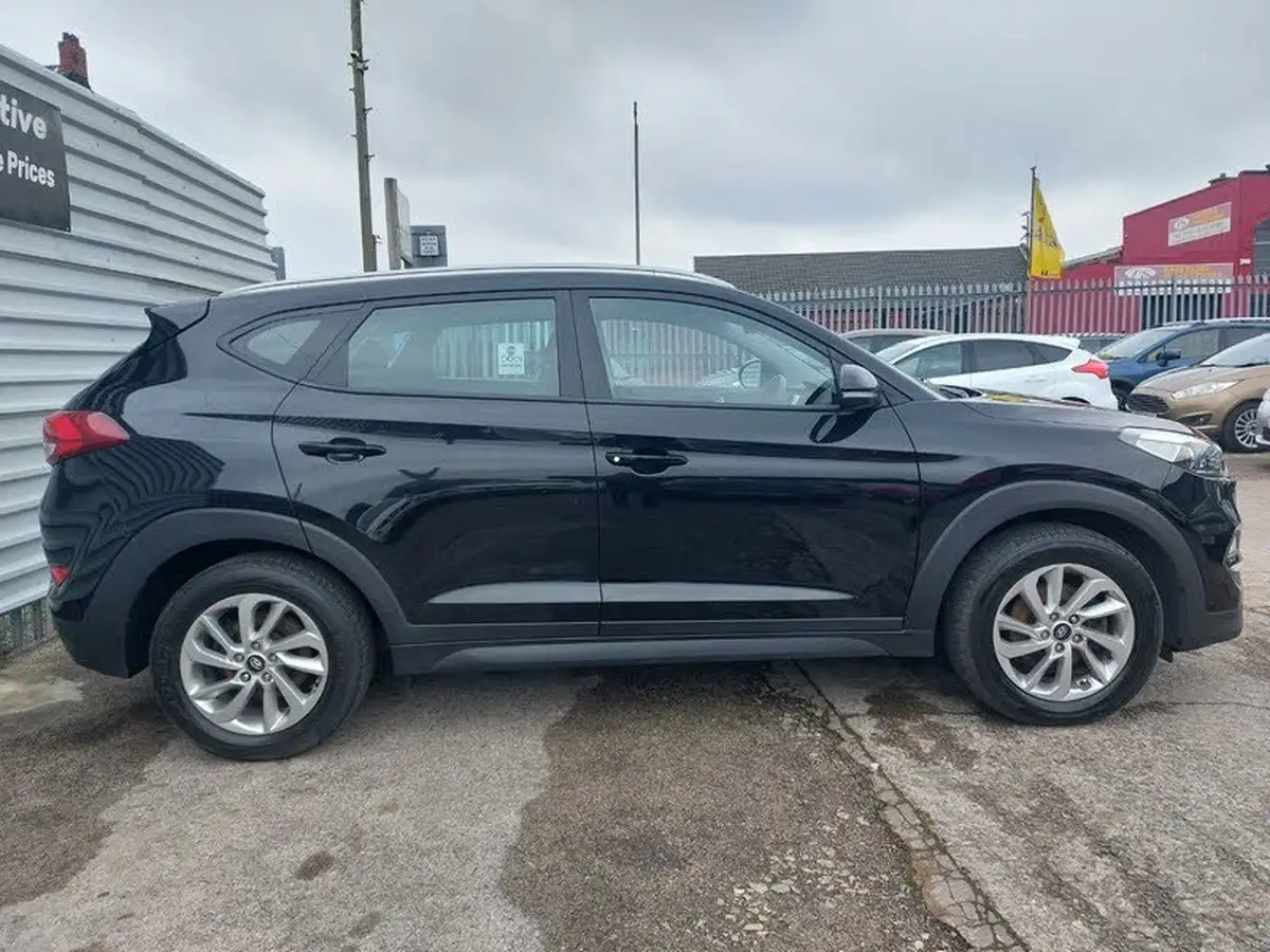 2017-hyundai-tucson-20crdi-blue-drive-se-nav-big-8
