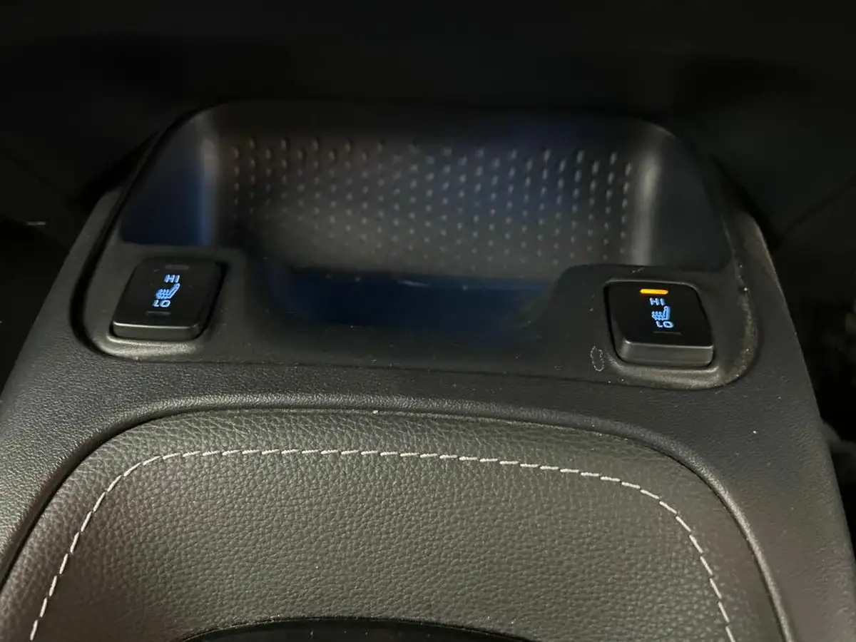 2021-toyota-corolla-18-vvt-i-design-trk-touring-sports-5d-big-1