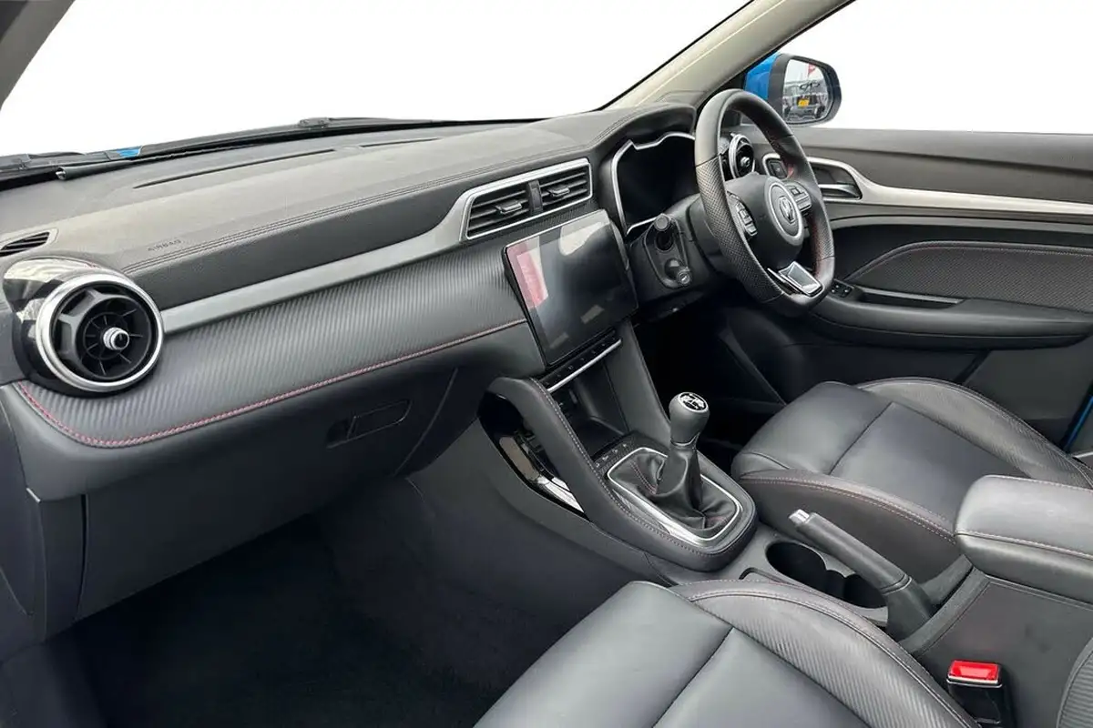 2024-mg-zs-suv-15-vti-tech-exclusive-big-11