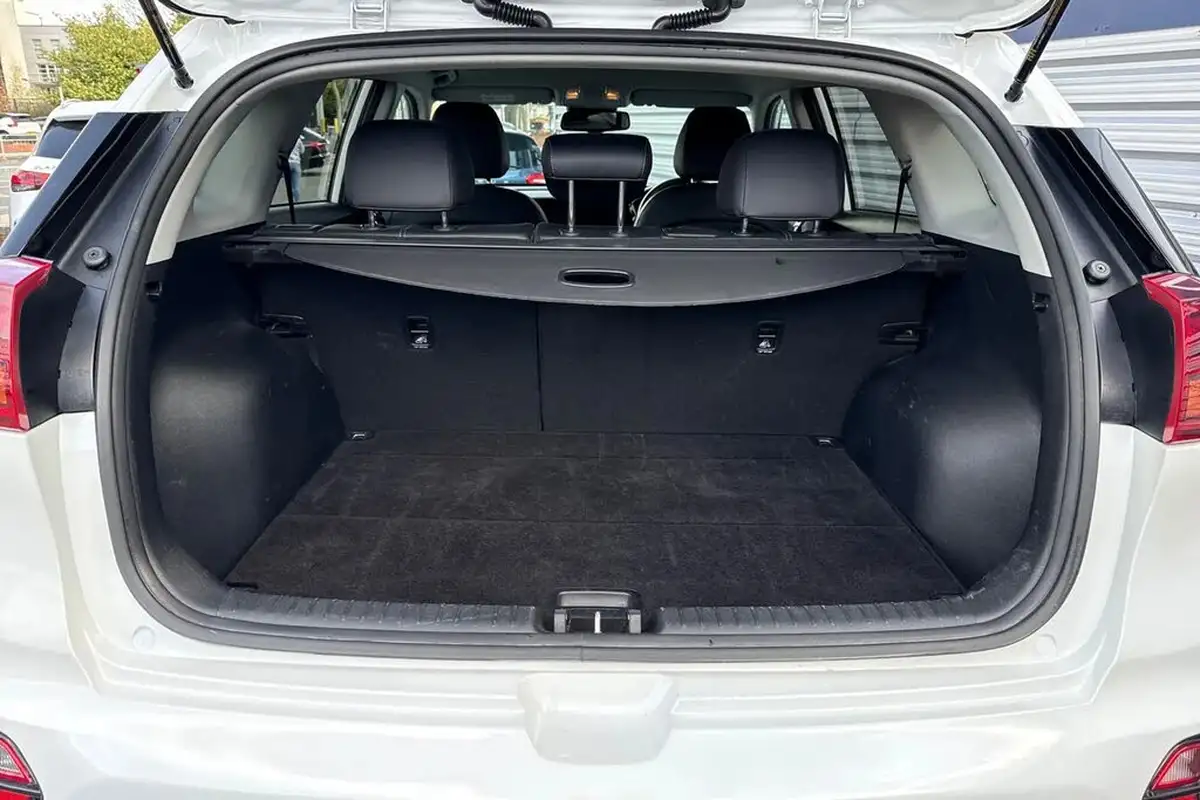 2022-kia-niro-16-gdi-3-156kwh-big-6