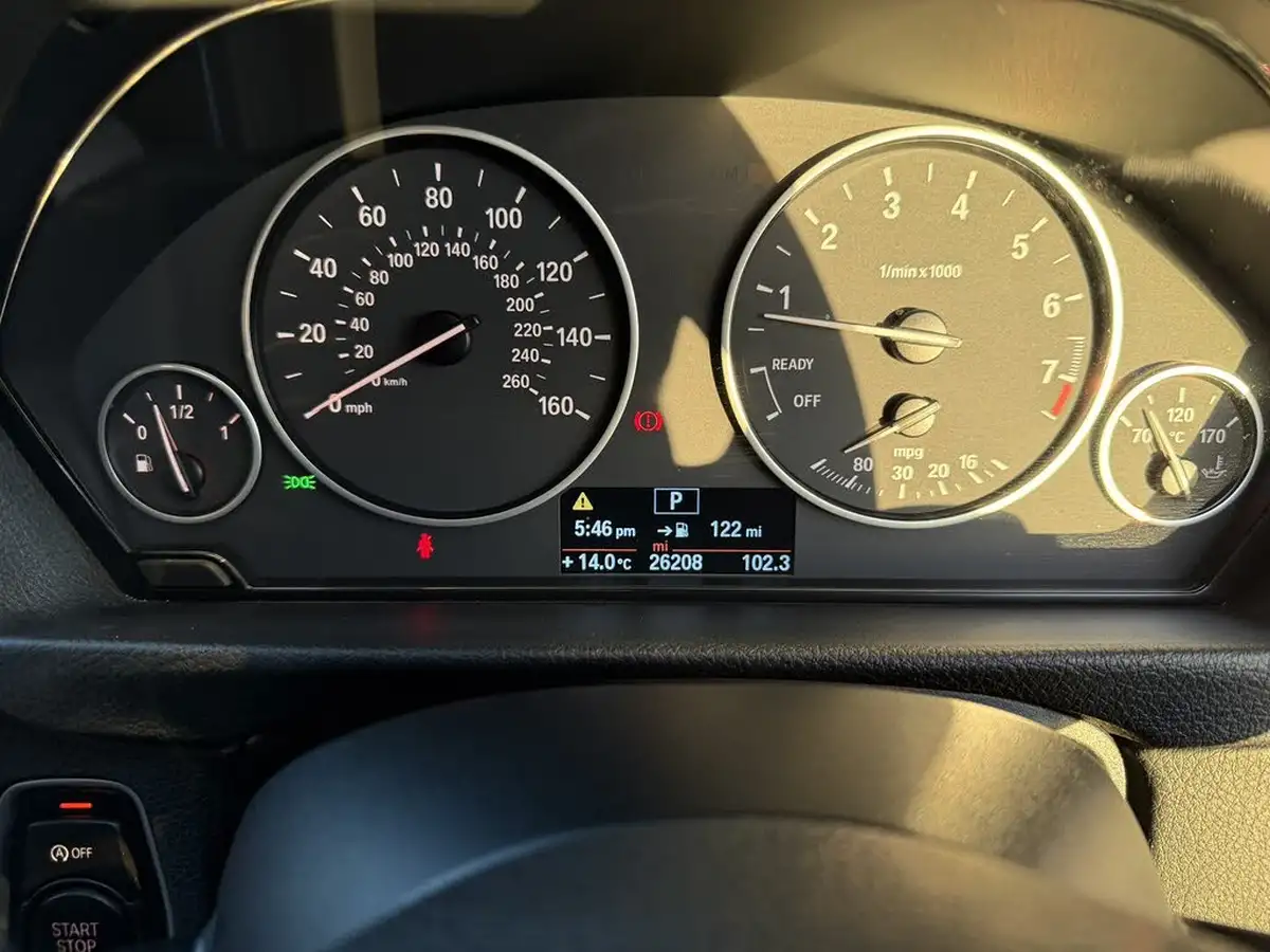 2014-bmw-3-series-20-320i-se-184bhp-ss-saloon-4d-1997cc-auto-big-25