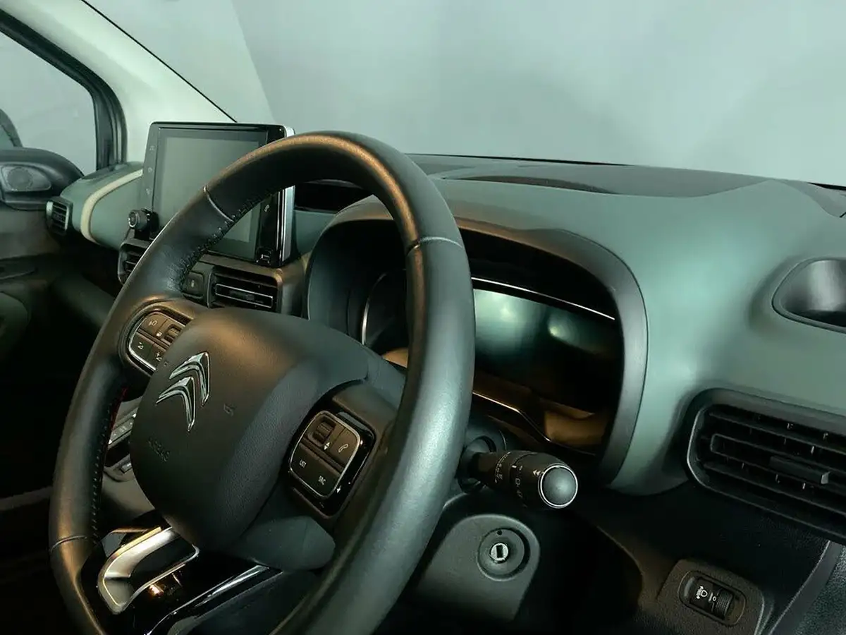 2023-citroen-berlingo-e-flair-xtr-m-size-big-15