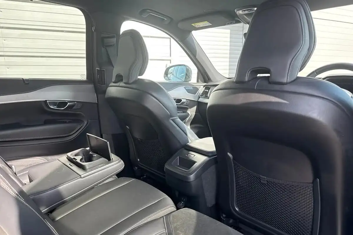 2022-volvo-xc90-20td-b5-r-design-big-32