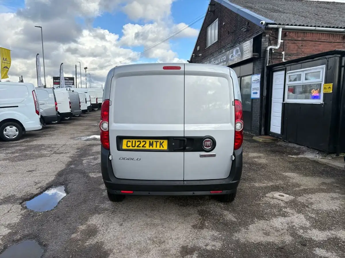 2022-fiat-doblo-cargo-16jtd-l1h1-tecnico-panel-van-big-8