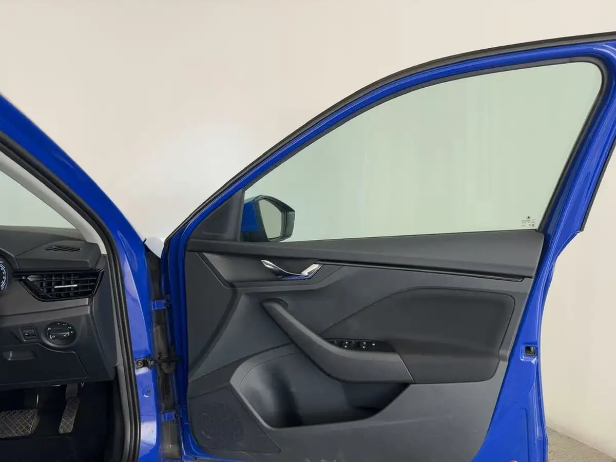 2021-skoda-scala-15-tsi-se-dsg-big-19