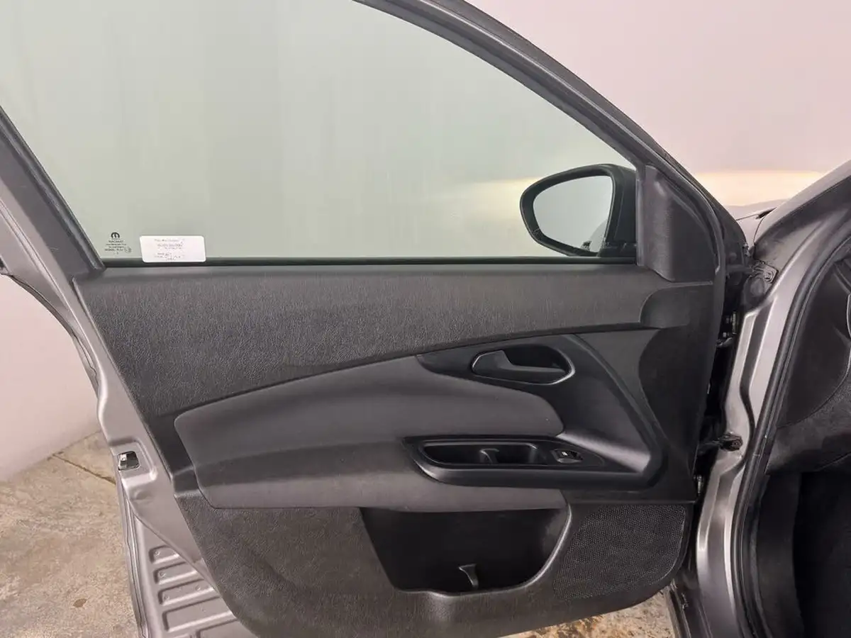 2021-fiat-tipo-10-hatchback-big-8