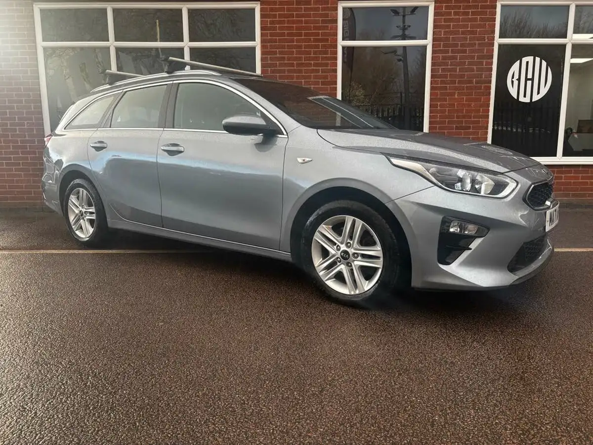 2021-kia-ceed-16crdi-2-nav-134bhp-48v-mhev-sportswagon-big-0