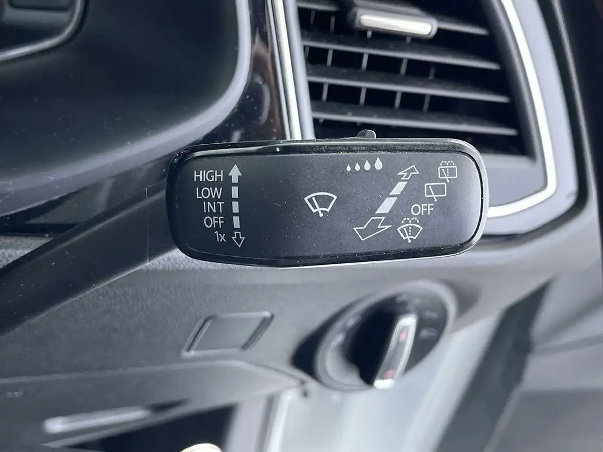 2019-seat-leon-15-tsi-evo-fr-black-edition-130ps-hatchback-big-47
