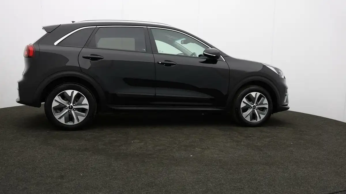 2022-kia-e-niro-ev-2-64-big-35