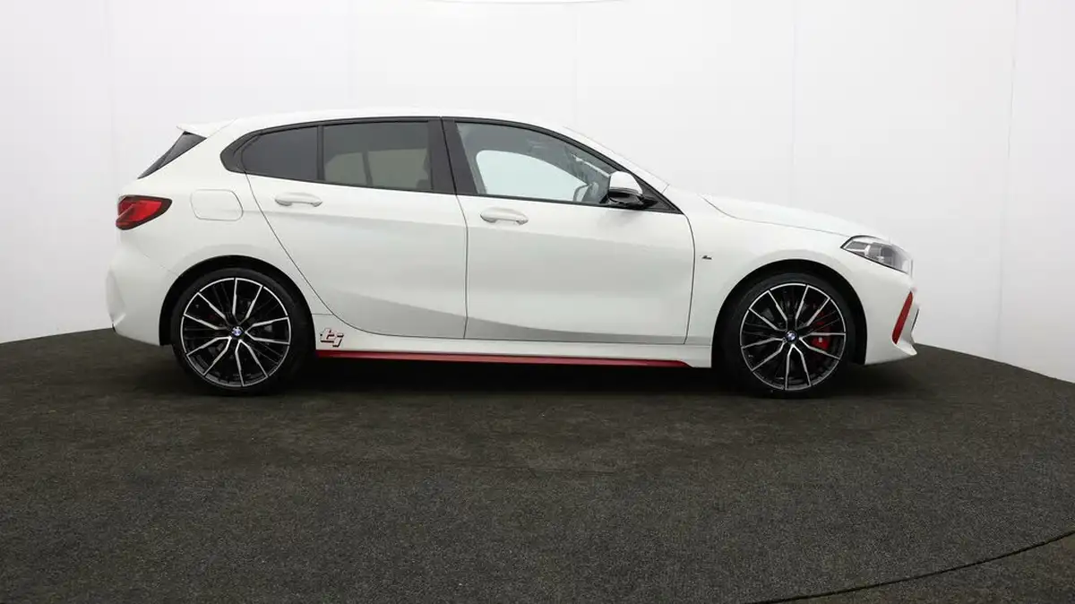 2024-bmw-1-series-20-128ti-lcp-big-7