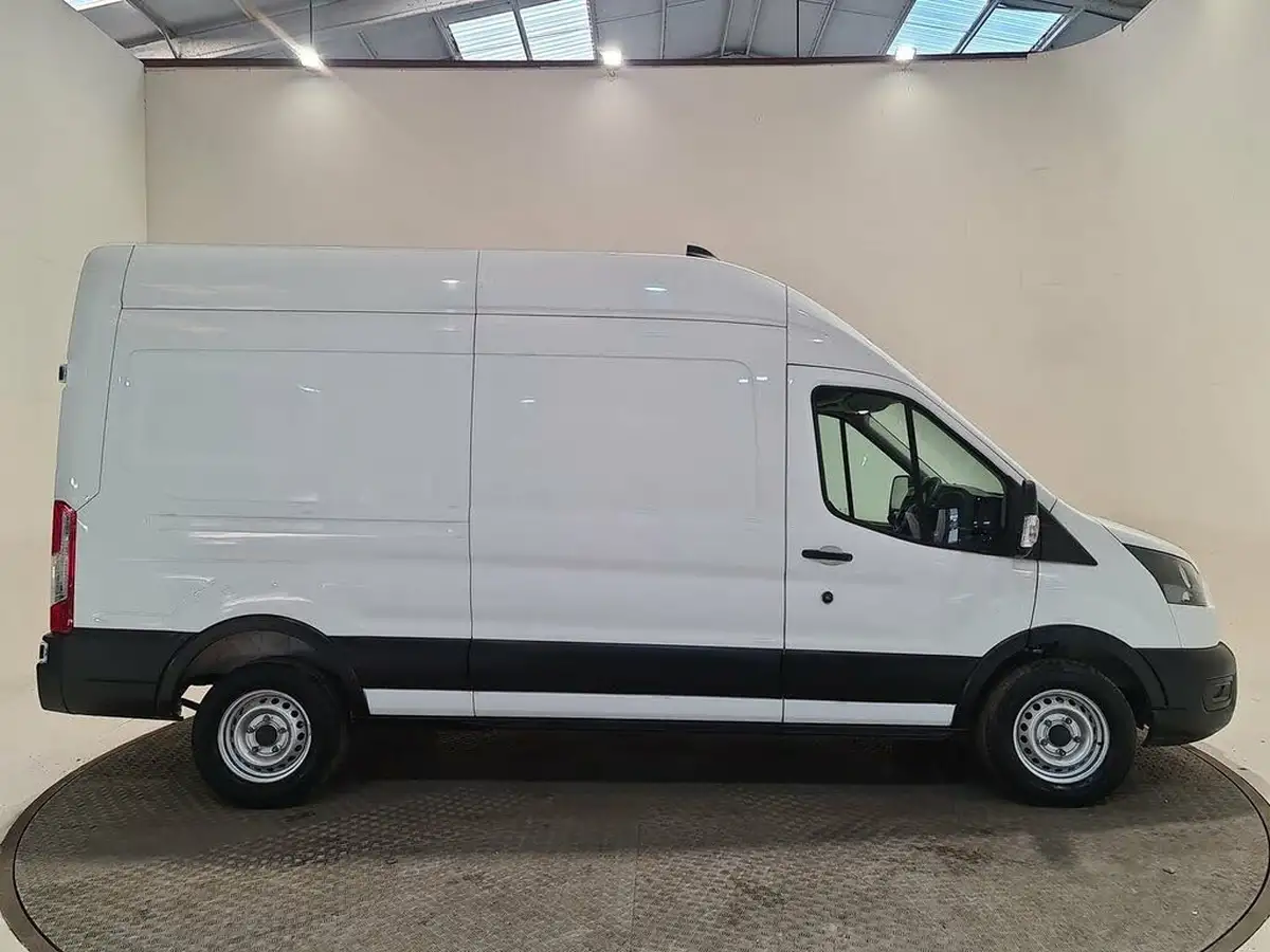 2023-ford-transit-big-22