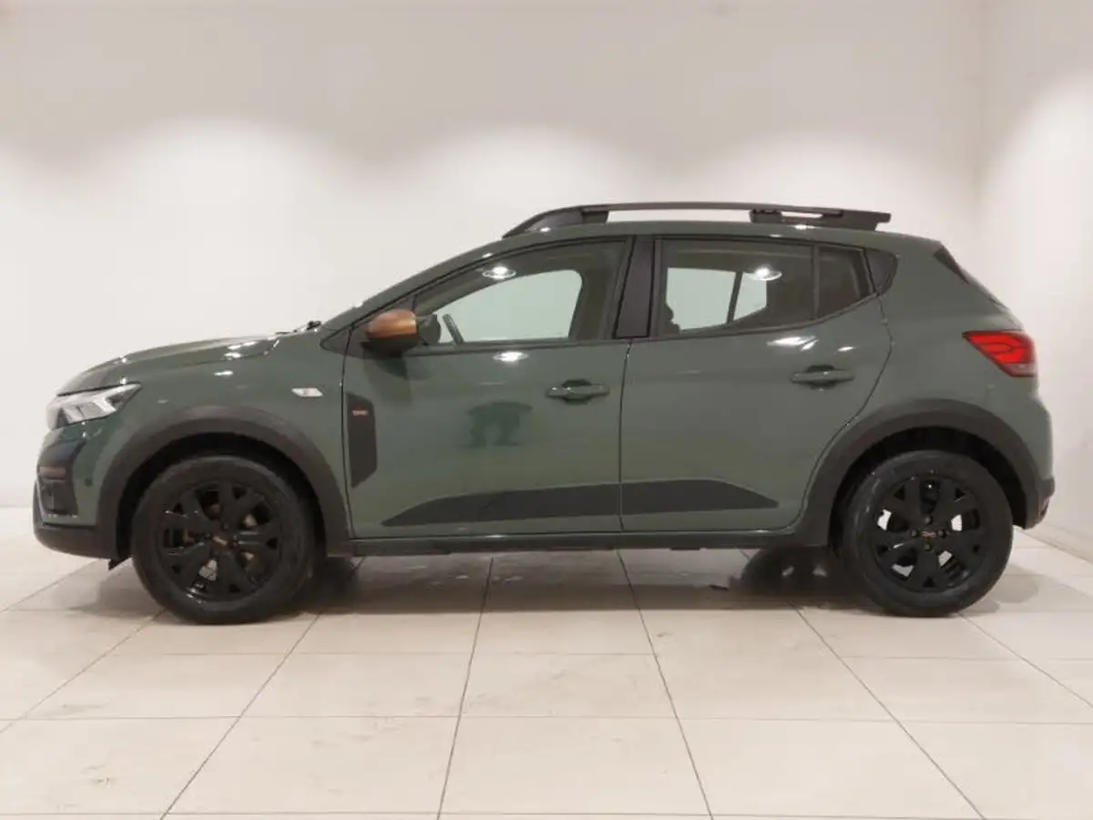 2024-dacia-sandero-stepway-10-tce-extreme-90bhp-big-3